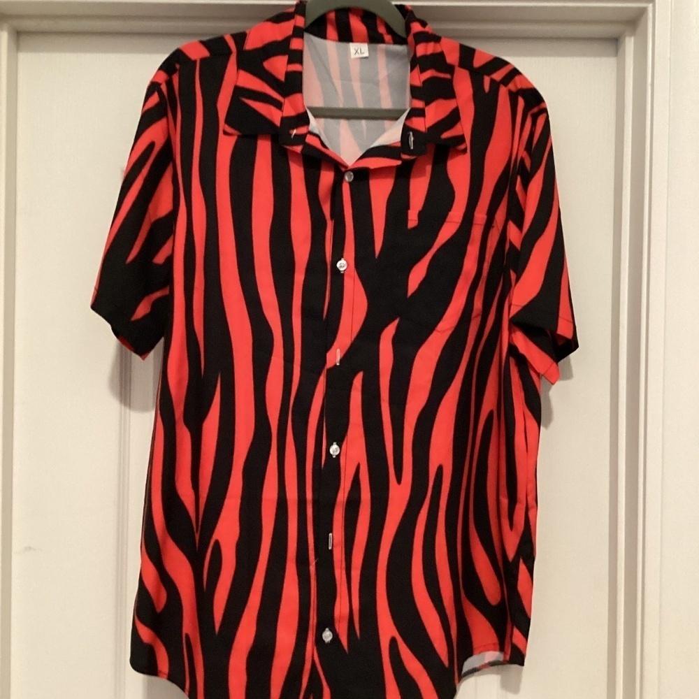 Vintage Short Sleeve Print Blouse ( Size-XL) ( NWOT)